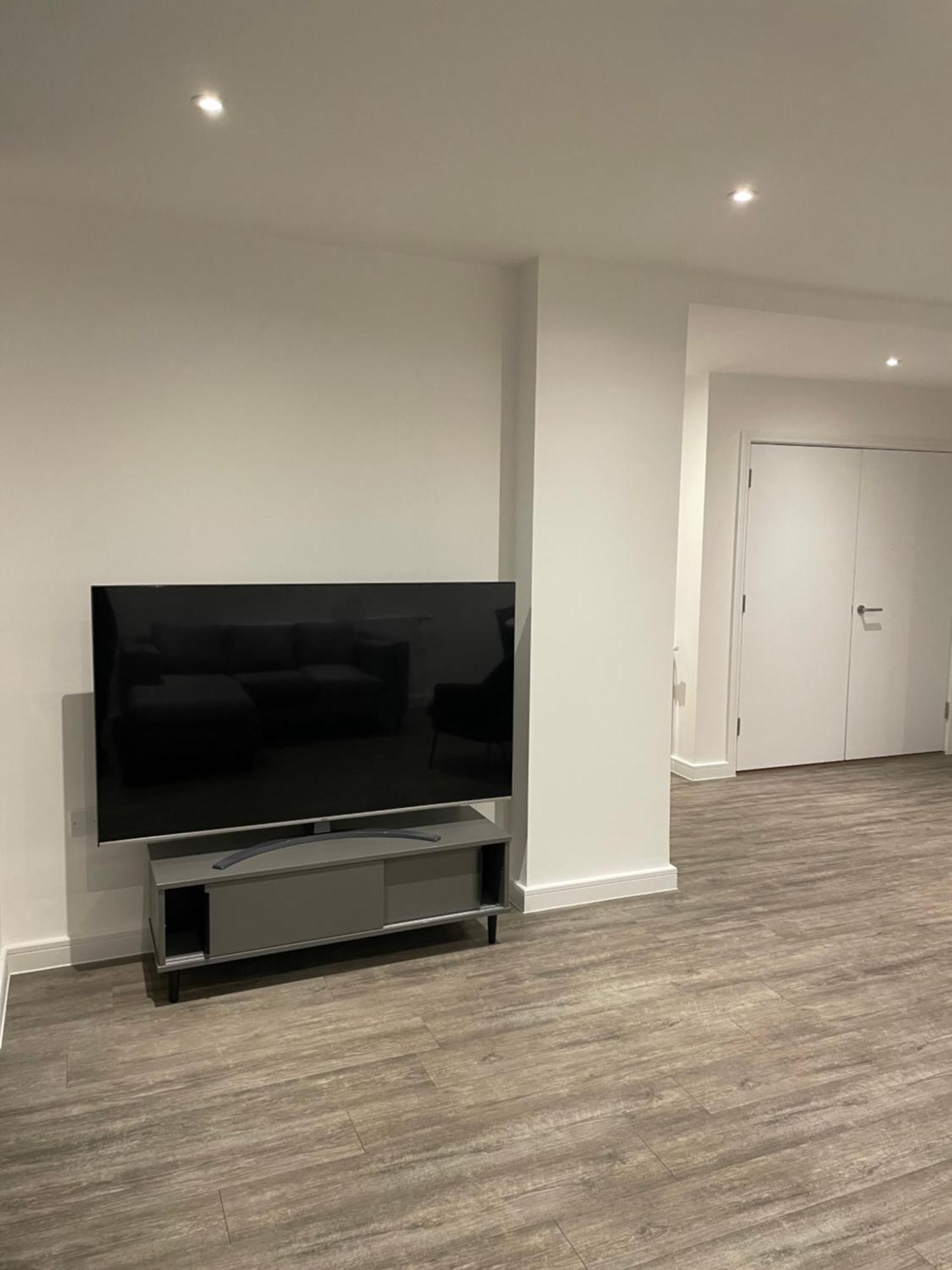 Luxurious 2 Bedroom Apartment Barking  Exterior foto